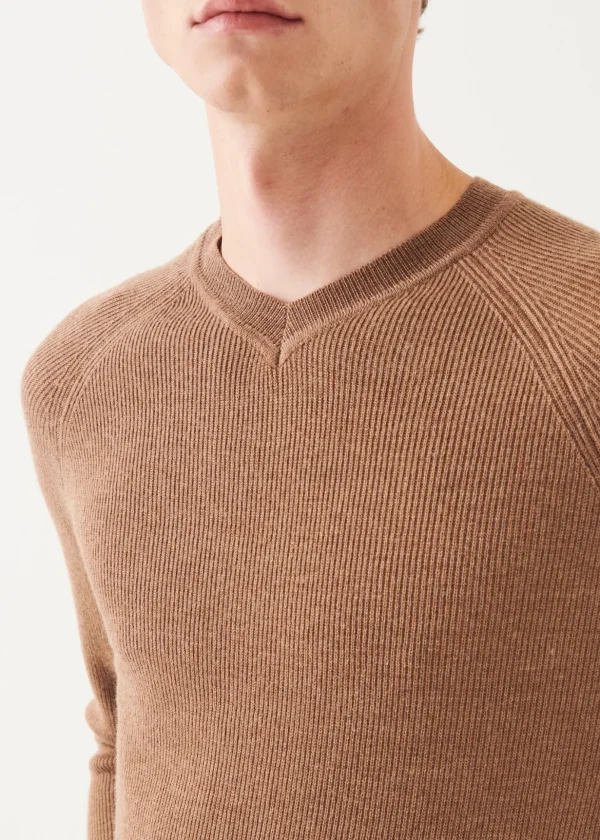 Merino Ribbed V-Neck