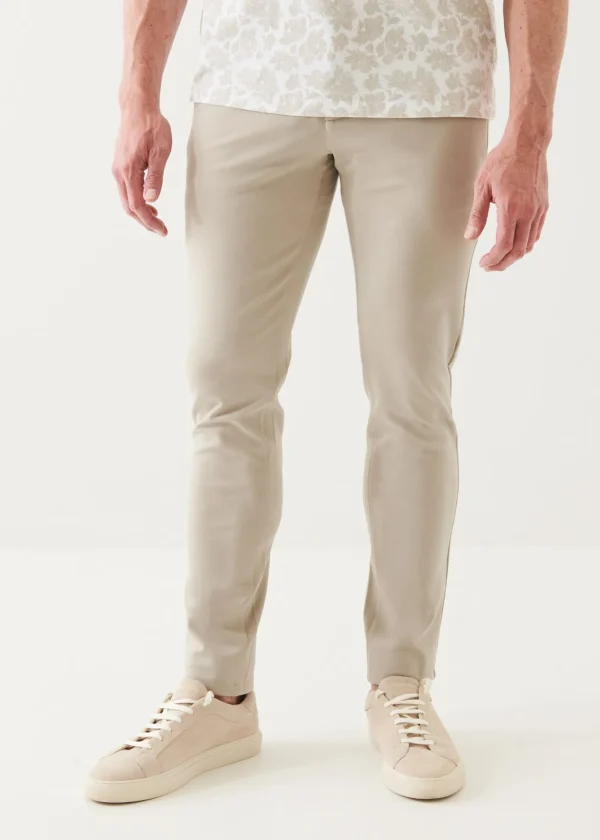 4-Way Stretch Slim Chino